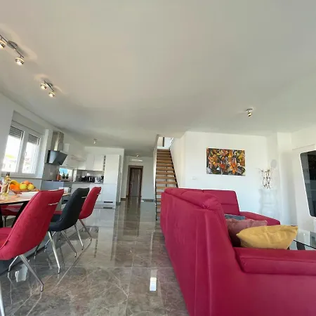 Seascape Deluxe Apartment Pjescana Uvala