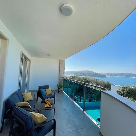 Apartment Seascape Deluxe *