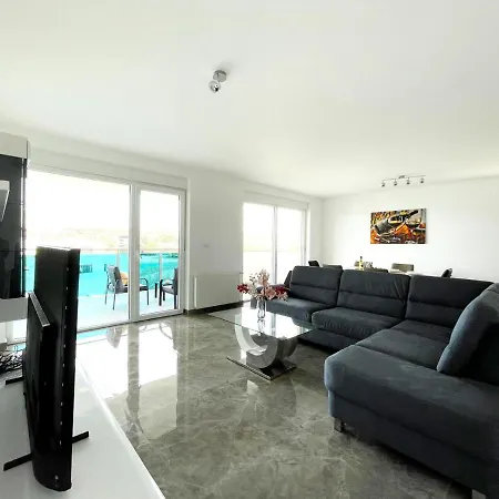Apartment Seascape Deluxe